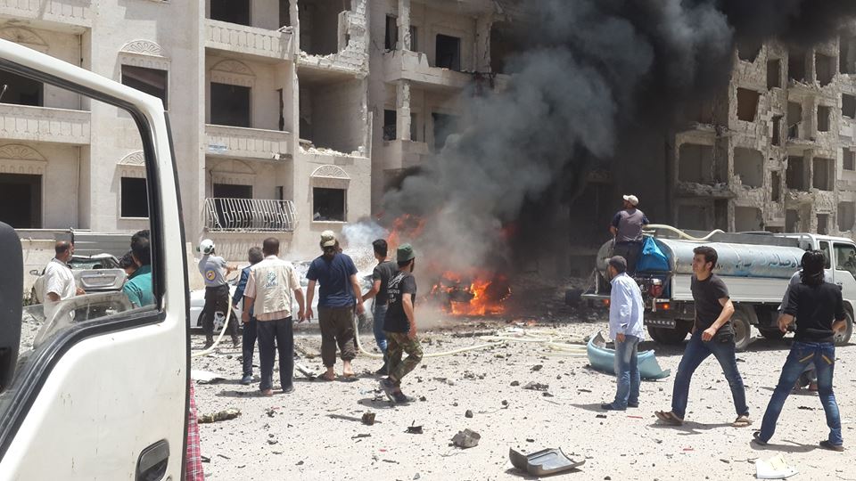 ضحايا في انفجار سيارة مفخخة وسط إدلب (صور)