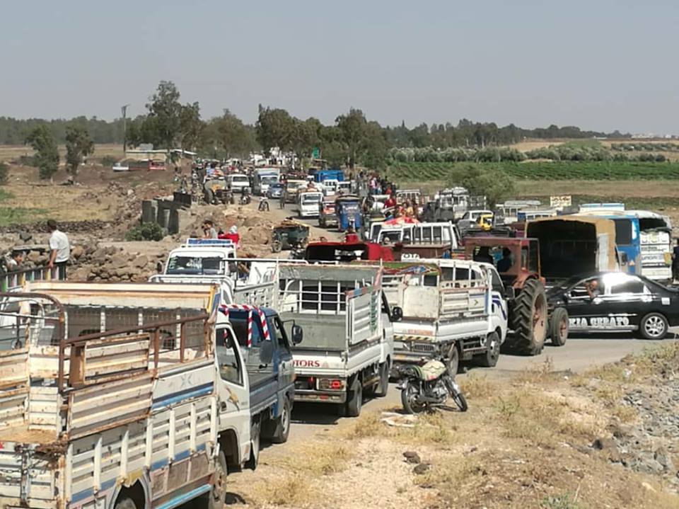 بسبب القصف الجنوني: آلاف النازحين يقصدون حدود الأردن والجولان المحتل