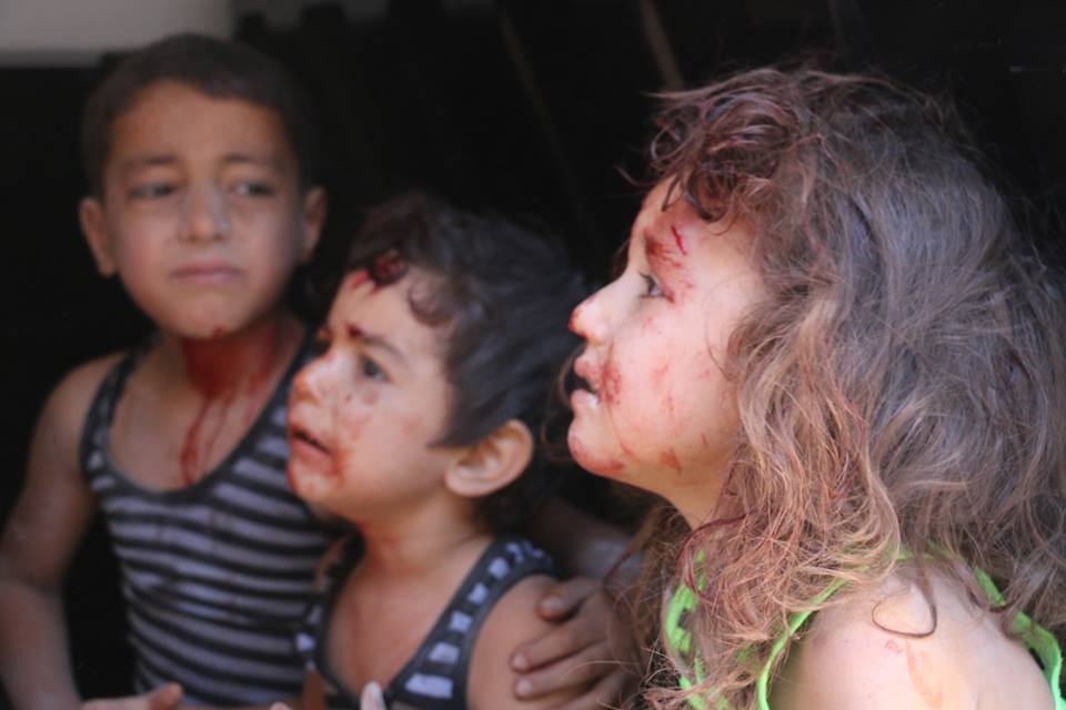 تصعيد غير مسبوق .. قتلى وجرحى جراء قصف جوي على إدلب