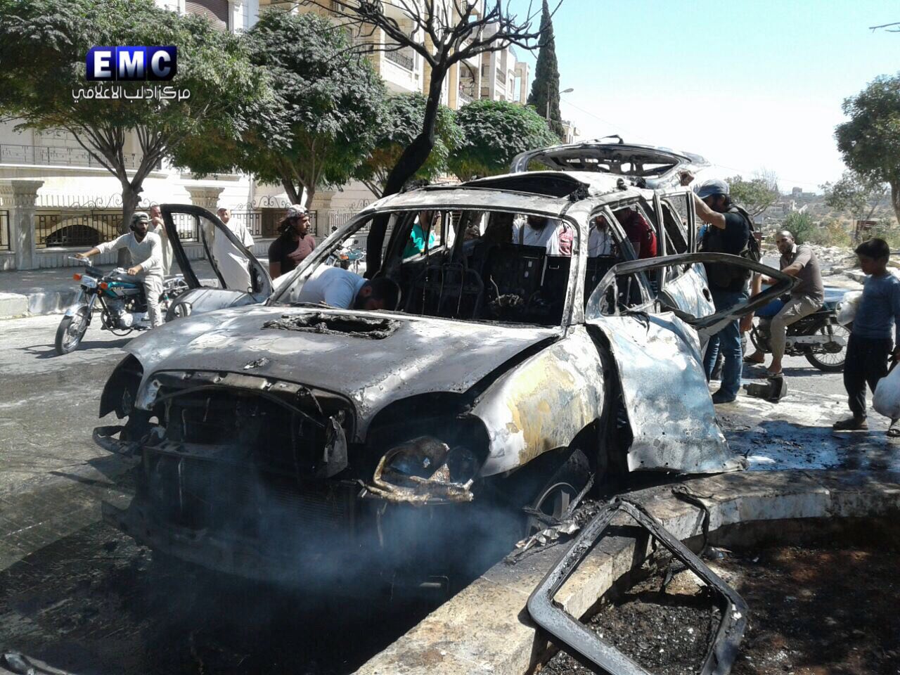 انفجار عبوة ناسفة في سيارة وسط إدلب