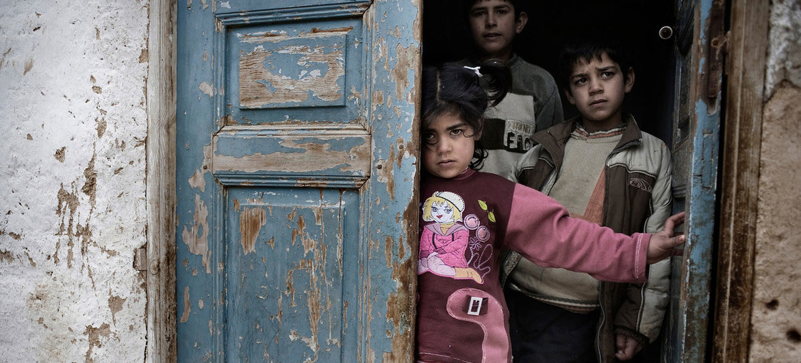 يونيسيف: نصف أطفال سوريا لايعرفون سوى العنف