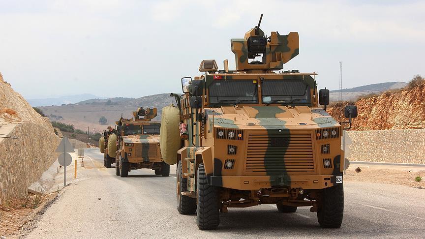 تركيا تدفع بالمزيد من التعزيزات العسكرية إلى الحدود السورية 