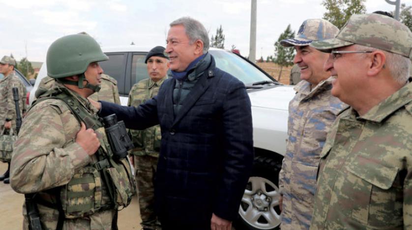وزير الدفاع التركي: لن نسحب قواتنا من إدلب
