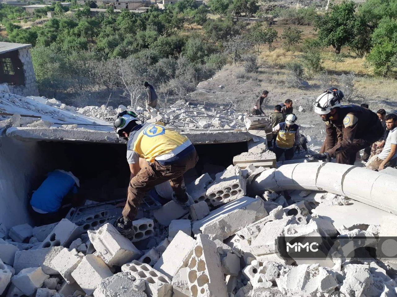 حصاد أخبار الأربعاء - عشرات الشهداء والجرحى في قصف هستيري جنوب إدلب، وناشطون يدعون إلى حملة لكسر الحدود باتجاه أوربا -(29-5-2019)