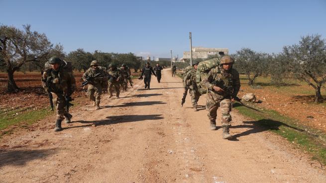 قصف متبادل في إدلب... وتركيا ترفض سحب نقاط المراقبة