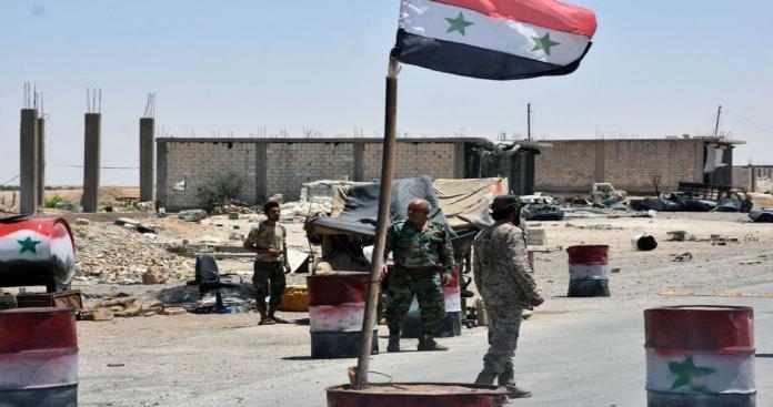 نظام الأسد يحشد في درعا وجهود روسية للتهدئة