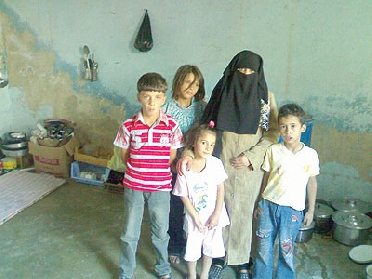 قصة هروب أم سورية مع أطفالها