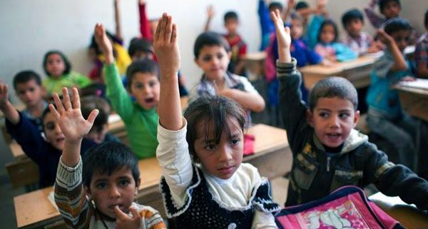 تركيا تعتزم إغلاق المدارس السورية خلال أربع سنوات .. مامصير المدرسين السوريين؟