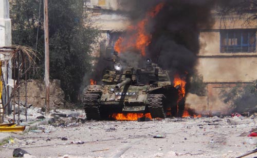 نشرة أخبار سوريا- جيش الفتح يسيطر على عدة حواجز ويدمر ٨ دبابات ويقتل 40 من قوات الأسد في إدلب، وإعلان وشيك لتفعيل معاهدة الدفاع المشترك بين إيران ونظام أسد- (5/4_6_2015)
