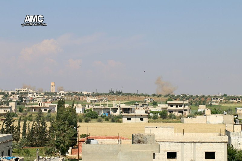 قوات النظام تستهدف ريفي حماة وحمص بقصف جوي ومدفعي
