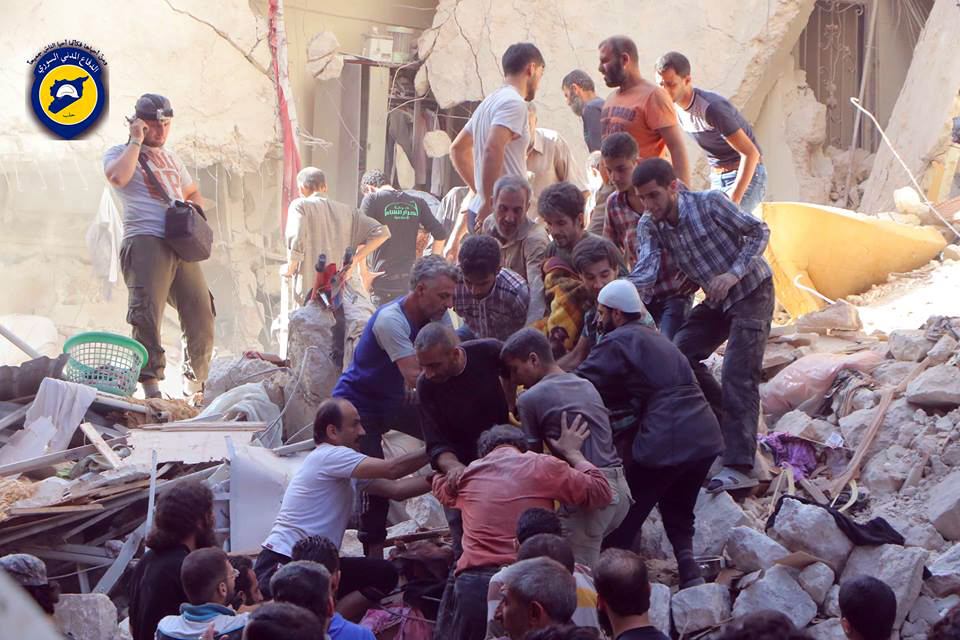 نشرة أخبار سوريا- عشرات الشهداء والجرحى في سلسلة مجازر للطيران الروسي على حلب، والثوار يسيطرون على قرية احتيملات بريف حلب الشمالي -(11-10-2016)