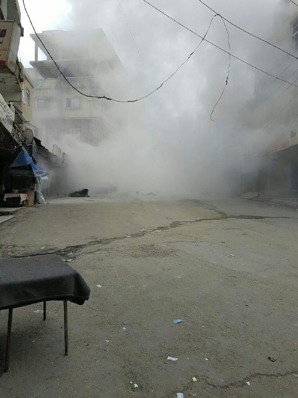أكثر من 40 غارة جوية و100 قذيفة على حي جوبر منذ الصباح 