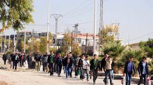 على غرار المعضمية.. 40 عائلة تغادر بلدة بقين إلى مضايا بطلب من مليشيا 