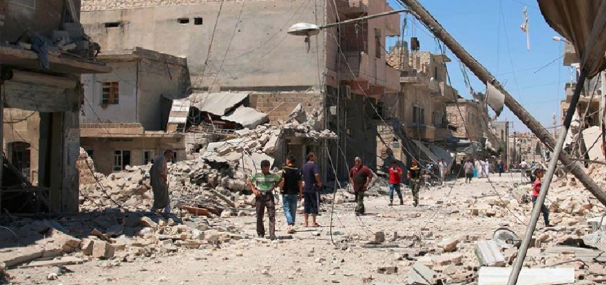 أكثر من 100 قذيفة و12 صاروخ أرض أرض تدك حي الوعر المحاصر في حمص
