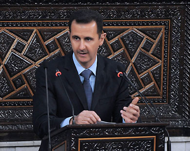 مقتطفات من وقفات وتعليقات مستخدمي تويتر على خطاب بشار الأسد
