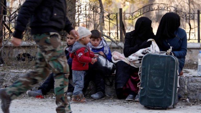 واشنطن بوست: أين اختفى مئات الفارين من مدينة حلب المحاصرة؟