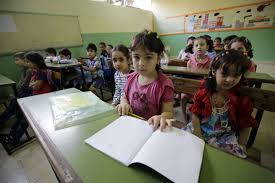 تركيا: نسعى لتوظيف 4200 مدرس لتعليم السوريين اللغة التركية