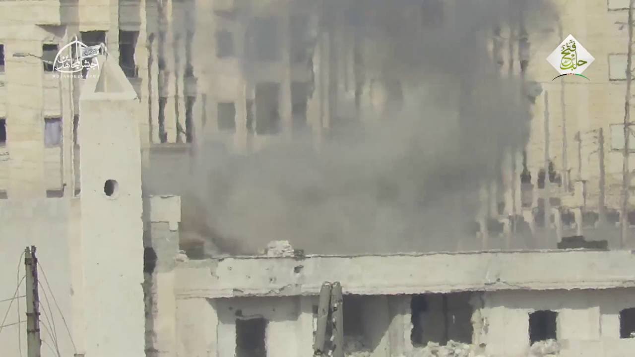 شاهد.. مقتل 15 عنصراً من قوات النظام في الأكاديمية العسكرية غرب حلب 