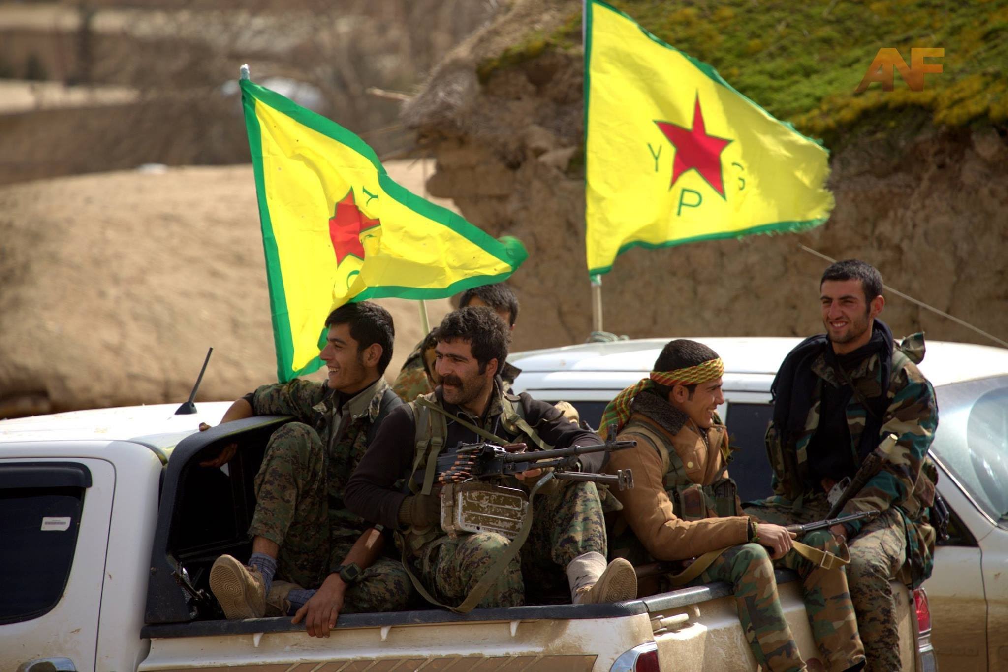 الأكراد في معركة الرقة... أي رهان؟!