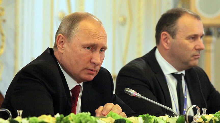 بوتين يدعو إلى تعميم اتفاقيات التهجير القسري في سورية